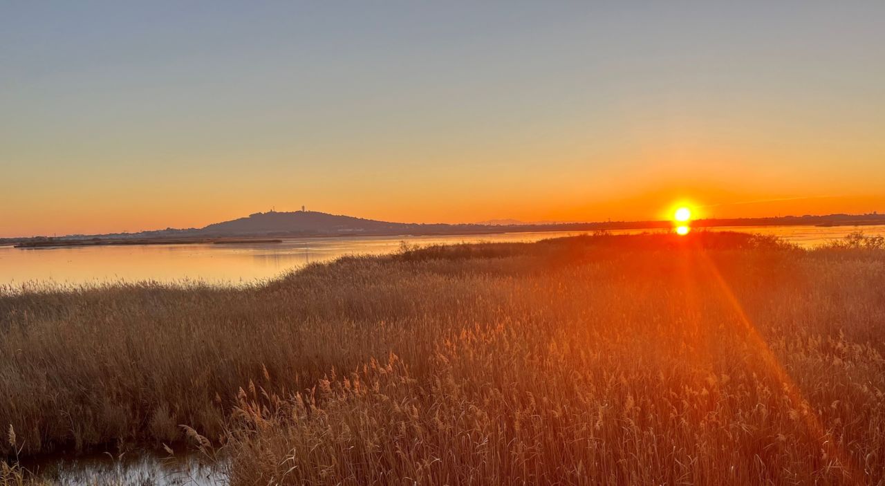 Volcan au coucher du soleil_Agde_1