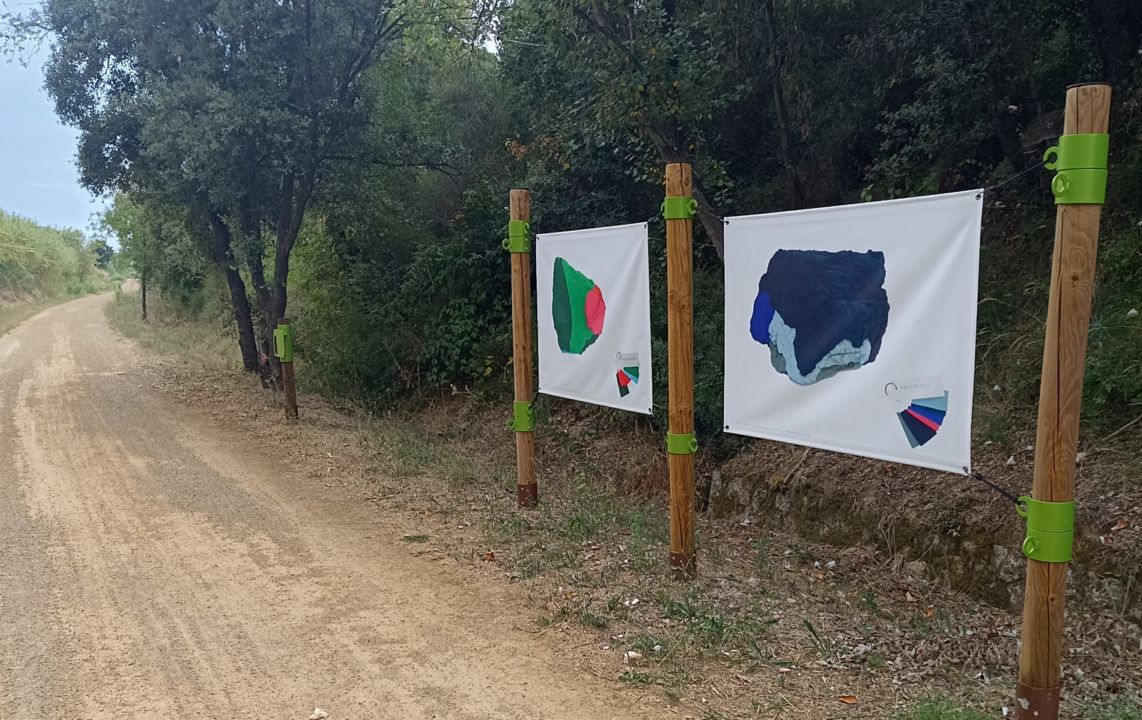 Appui cadre vélo_voie verte Camin'Arts Oeuvre Alacrité_Pont chemin de fer_Quarante