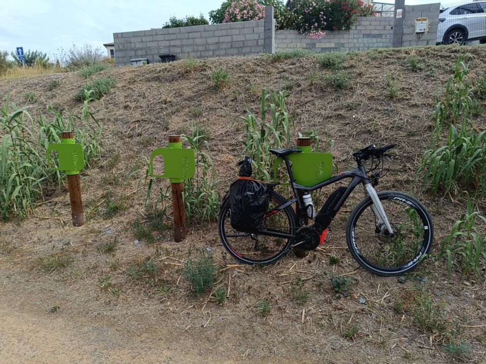 Appui cadre vélo_voie verte Camin'Arts Oeuvre Tomberaw