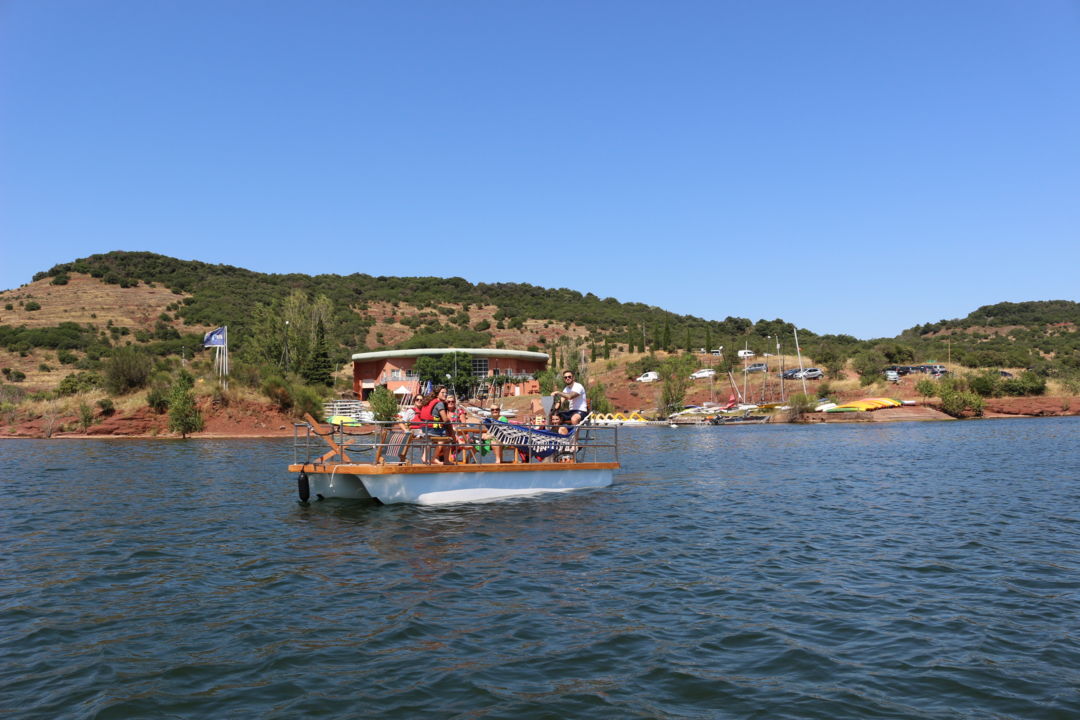 BPA_Bateau électrique_salon flottant