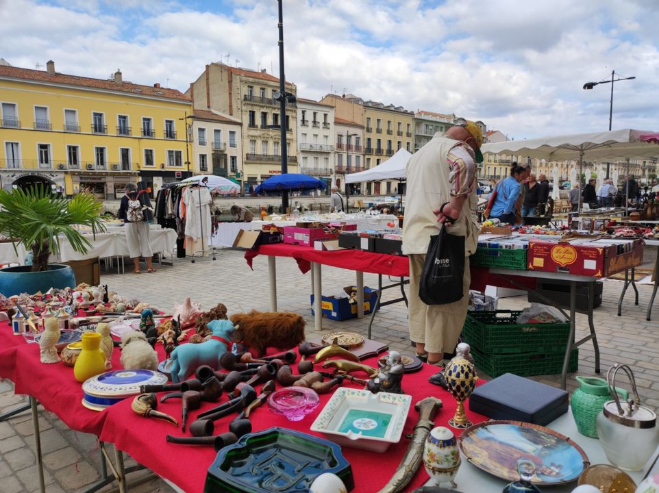 BROCANTE JEUDI
