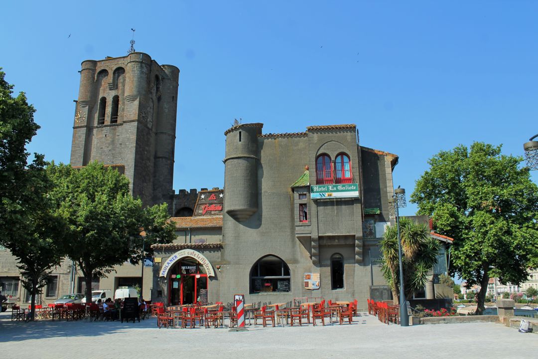 Visite d'Agde avec un guide local indépendant - L'ancien évêché