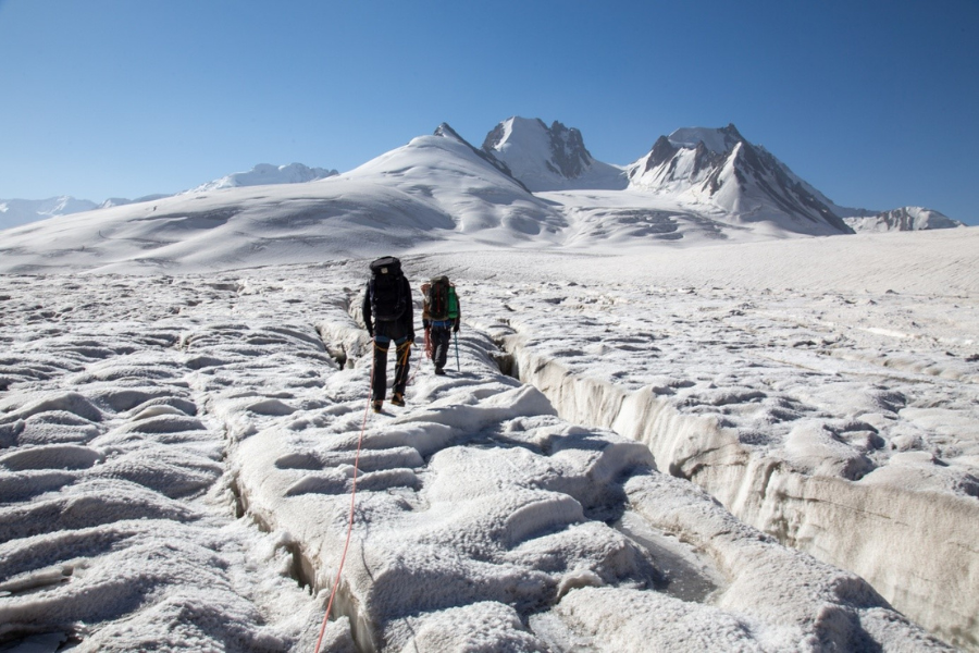 Image 900x600 PNG Fedchenko le glacier oublié - 1