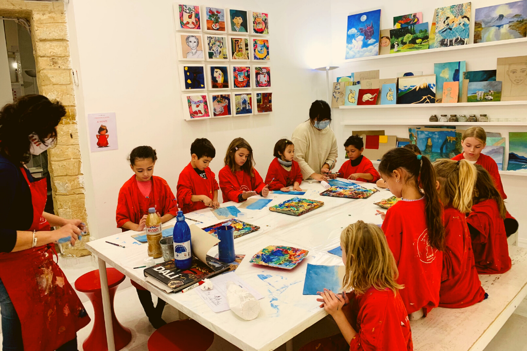 LA PETITE ACADEMIE ENFANTS PEINTURE