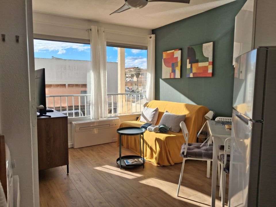 LOCATION SETE RESIDENCE ANTARES CARLES CHRISTINE (2)