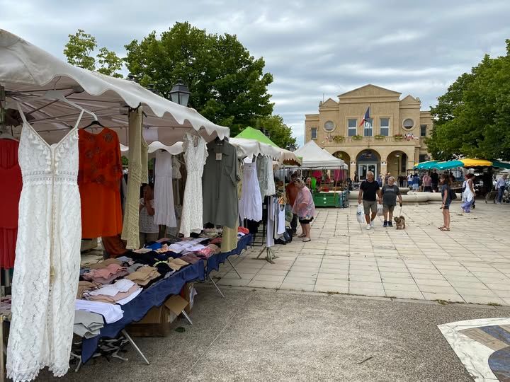 MARCHÉ TRADITIONNEL DE POUSSAN