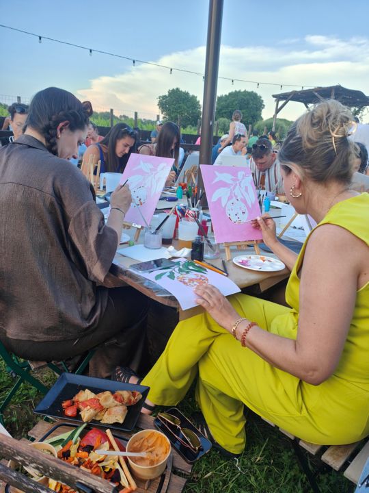 Canvas Club Massillan