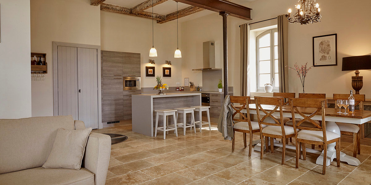 Saint Pierre de Serjac Maison L'Écurie cuisine