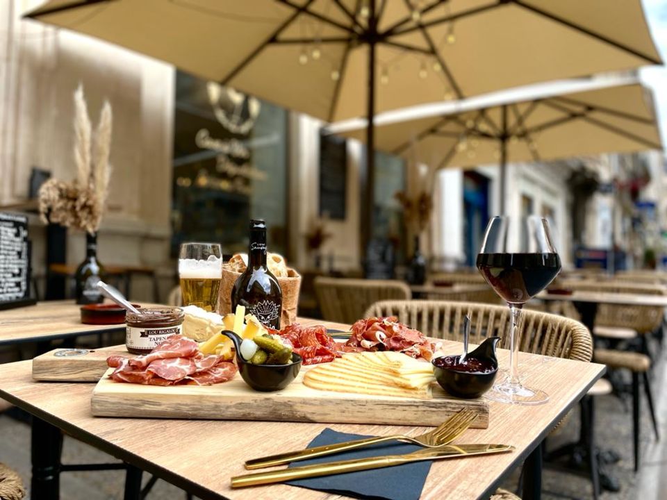 Planche Charcuterie Fromage en Terrasse