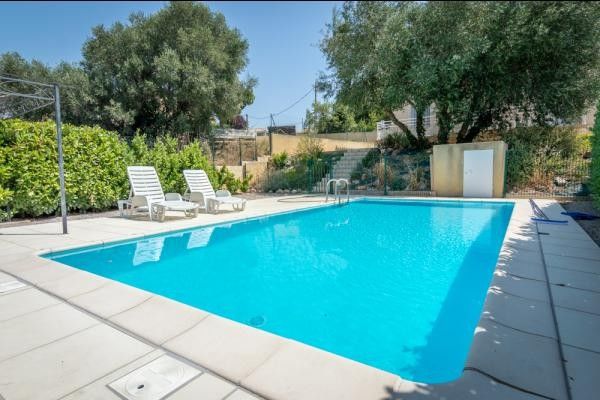 LA VILLA DU CLAP à BOUZIGUES BO075 10 personnes_1