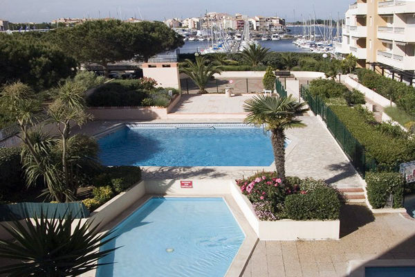Hôtel la Voile d'Or - Le Cap d'Agde - L'espace aquatique de l'hôtel et port de plaisance