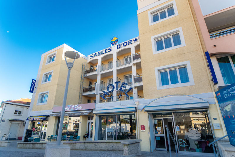 hotel-sable-or-facade