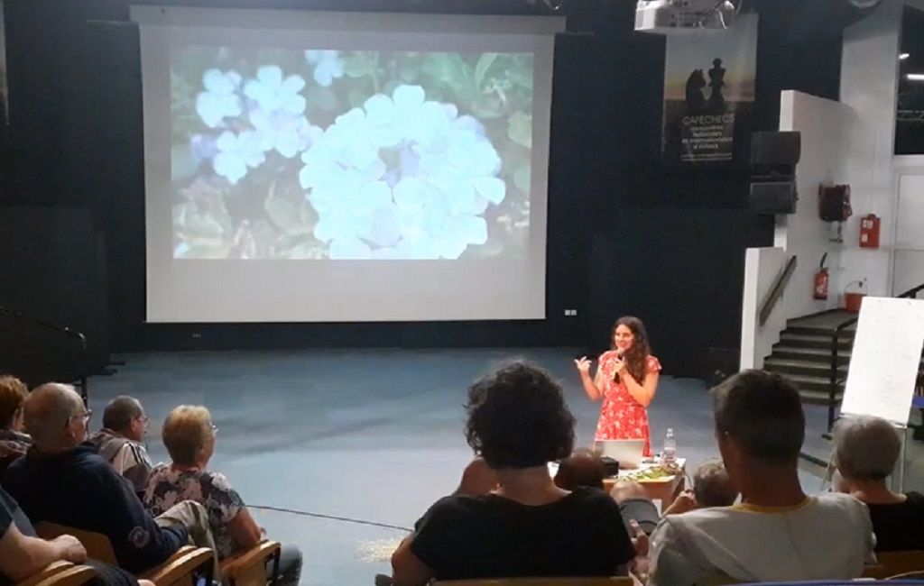 photo Marion Musso conférence fleur et émotions OT 2 1024x650