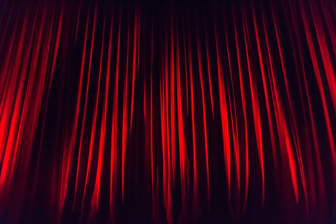 stage-curtain-660078_1280