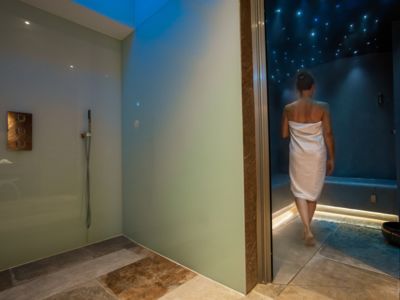 spa du chateau de Siran - douche sensorielle