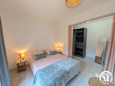 34G17215 - Le Jardin des Cigalons_3