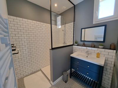 9-gite-ramonetage-salle-de-bain-montblanc-beziers_9