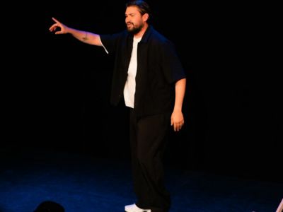 Spectacle humour Robin Gomez « Viens on se rentre dedans mais fort ! »_Palavas-les-Flots_11