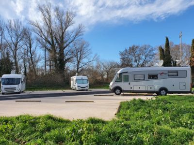 Aire de camping cars de Sauclières_6