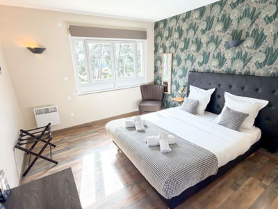 Hôtel Les Rocailles à Montagnac - Chambre confort_5