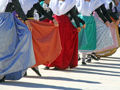 CONFÉRENCE : LA FARANDOLE ENTRE PROVENCE ET LANGUEDOC Le 16 janv 2025