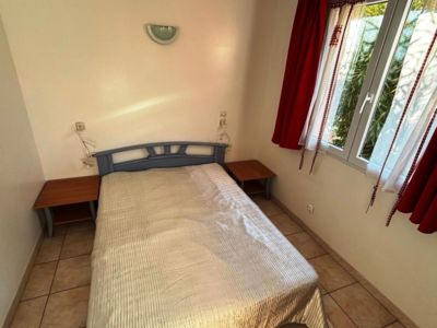 CEBEROU Chambre bas 1 x 140