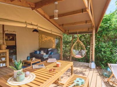 Camping Beauregard Plage - Tente réaménagé dans le quartier dune bohème