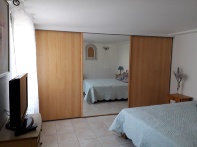 Chambre avec dressing