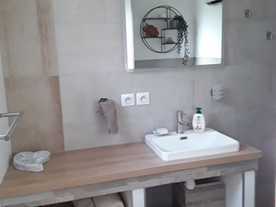 Domaine Chante Cévennes Salle de bain Pinsons