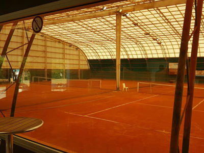 Courts-Couverts-N-Delmas
