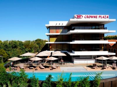 Crowne Plaza - Facade Piscine - Tosi BD