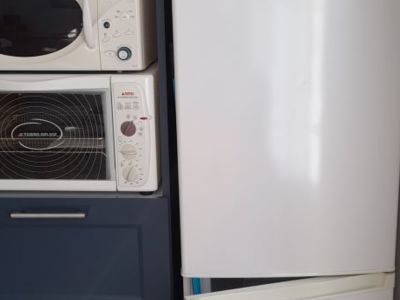 EDD67125-0396-4833-B476-17024D64DAD7