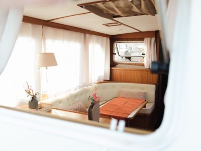 Escondida Croisières-Le carré vu du pont avant