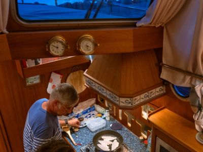 Escondida Croisières-L'équipage en cuisine