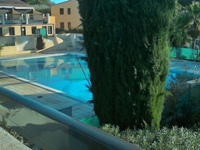 GENOIS Vue sur la piscine
