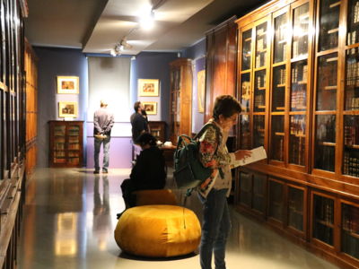 Musée Médard_visiteurs bibliothèque