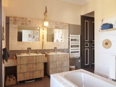 LES BARONNES DE TABARKA 27