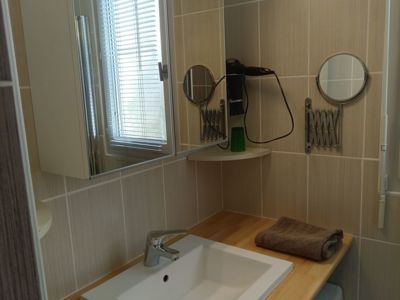 LOCATION JARDIN SUR LE PORT BAILLY GISELE ET PIERRE (2)