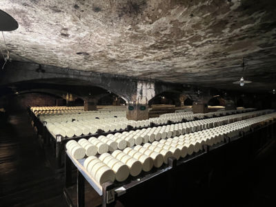 Les caves d'affinage du Roquefort