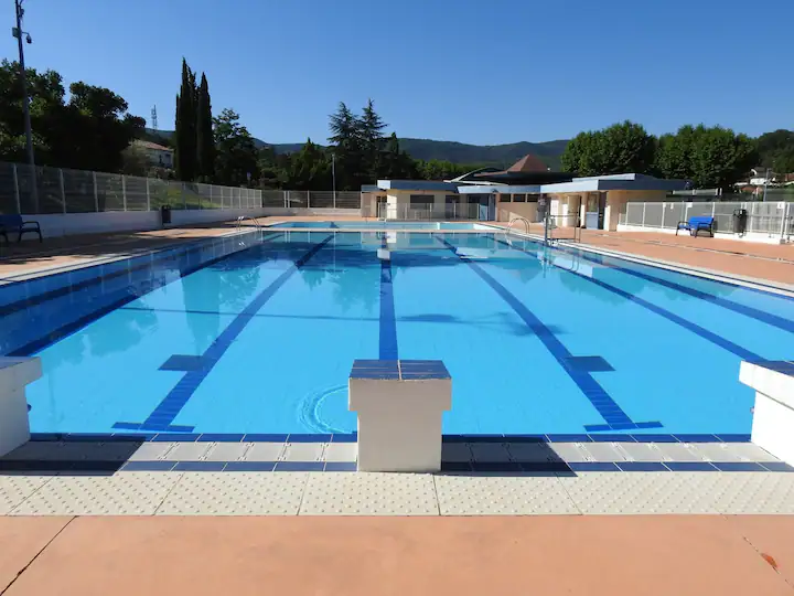 PISCINE DE LAMALOU-LES-BAINS