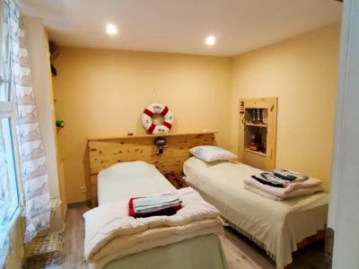 SERRES CHAMBRE DOUBLE