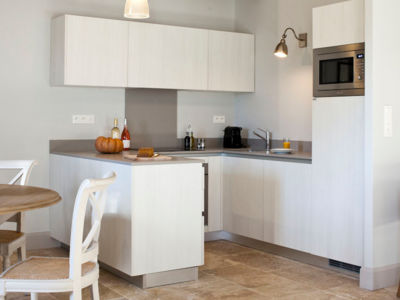 Saint Pierre de Serjac Appartement La-Cave-cuisine