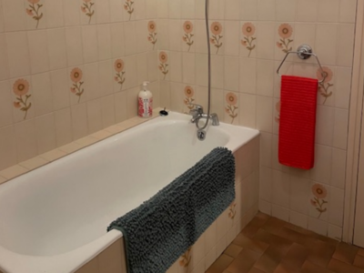 Salle de bain commune