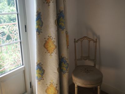 St Pons, Une chambre au jardin. (4)