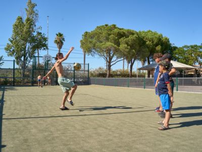Terrain de sport