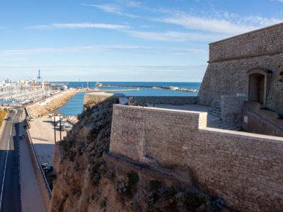 Theatre_de_la_mer-M_RICARD_OT-THAU-21033-1200px