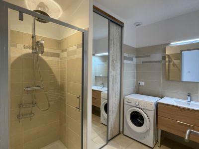 Valdesbruyeres_Location_salledeau 1