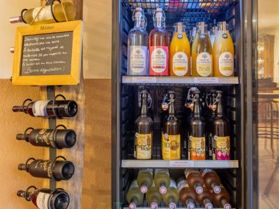 Vente de vins et produits locaux