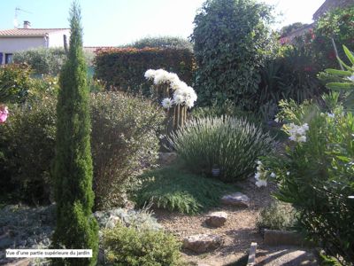 Vue partie supérieure du jardin