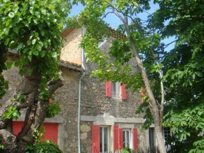 Le gîte situé au coeur du village.